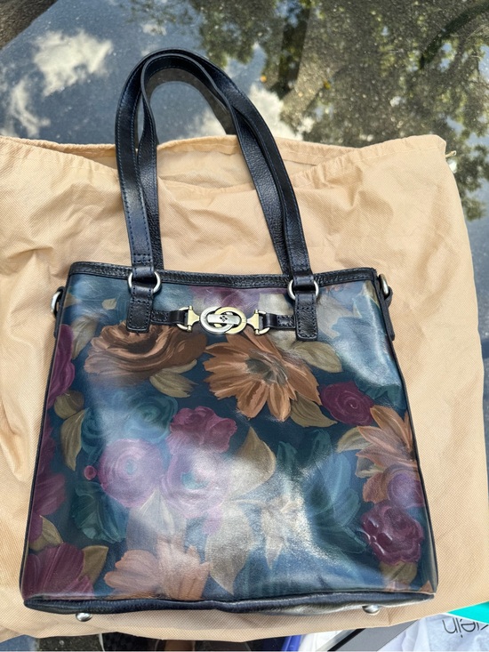 Patricia Nash Handbags - Patricia Nash Navy Floral Leather Tote with Brown Accents